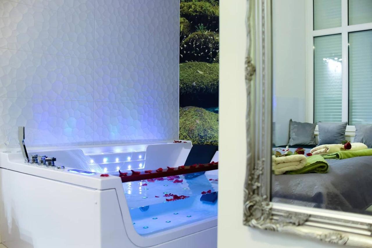 קרקוב Apartment Jacuzzi מראה חיצוני תמונה